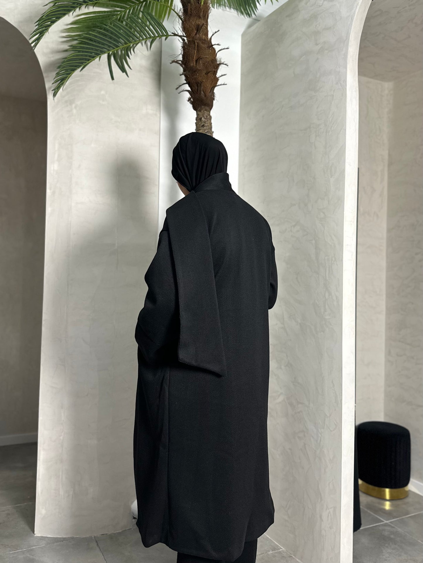 MANTEAU AVEC ÉCHARPE NOIR