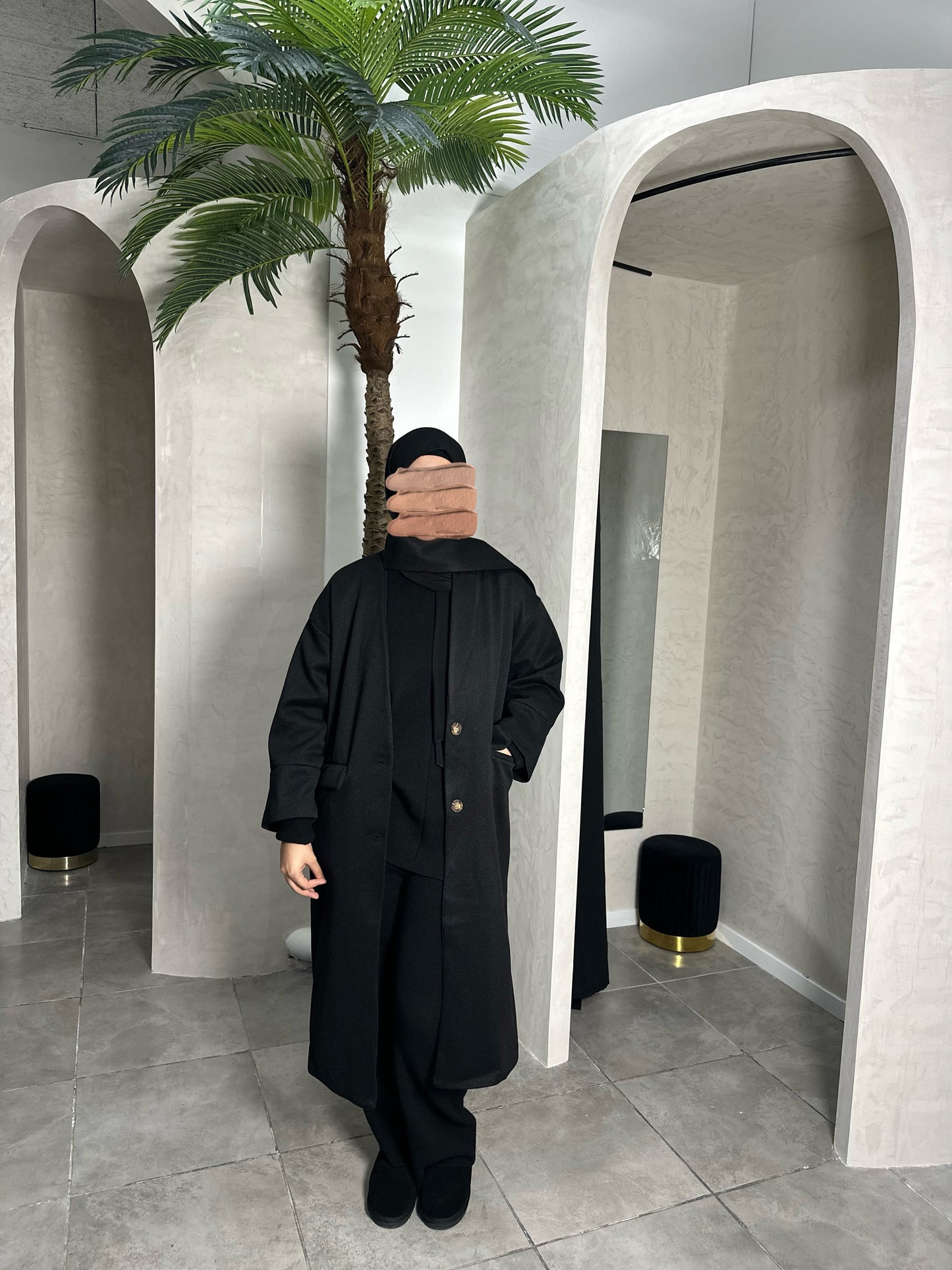 MANTEAU AVEC ÉCHARPE NOIR