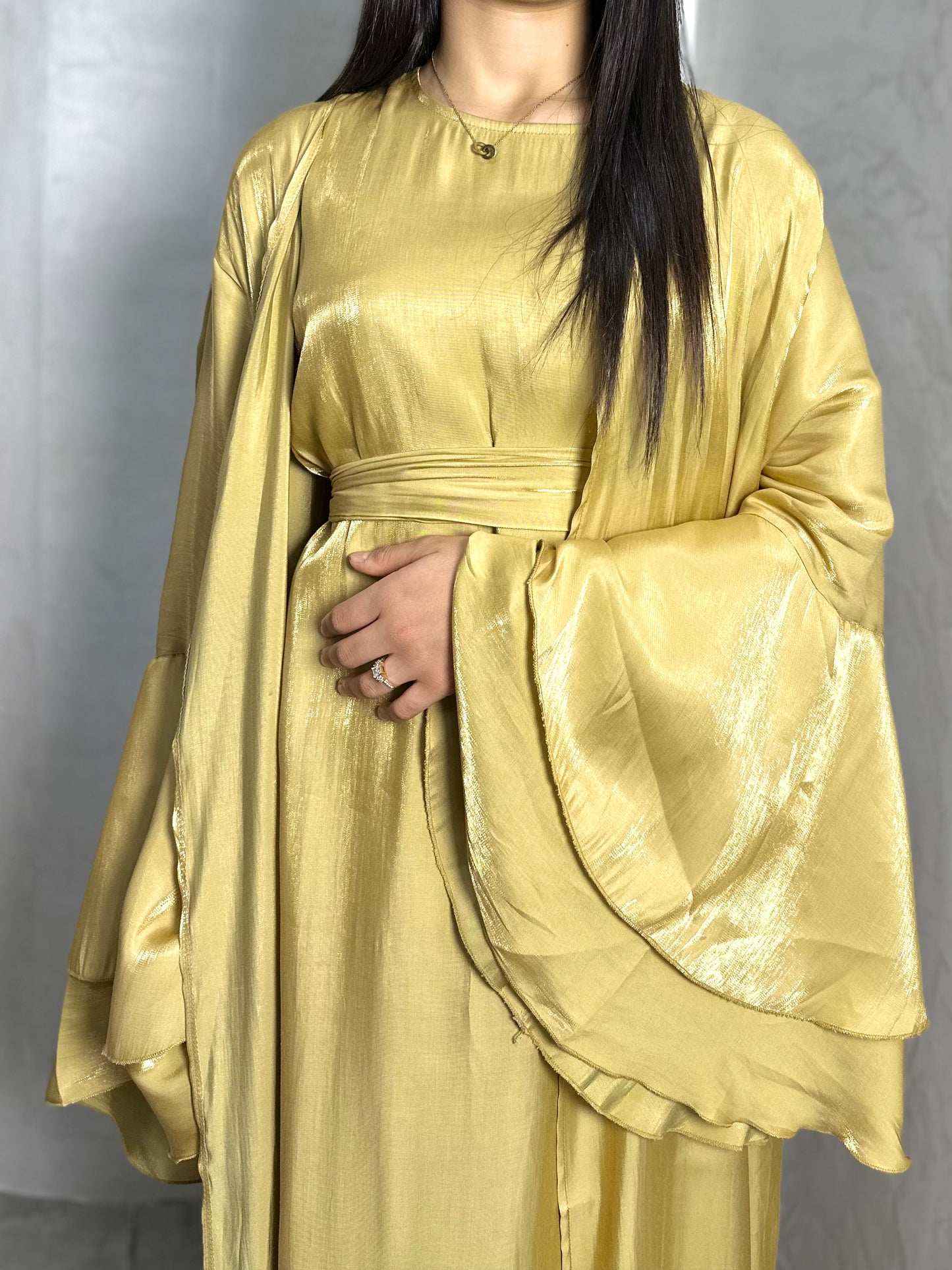 ENSEMBLE ROBE + KIMONO DORÉE IRRISÉ